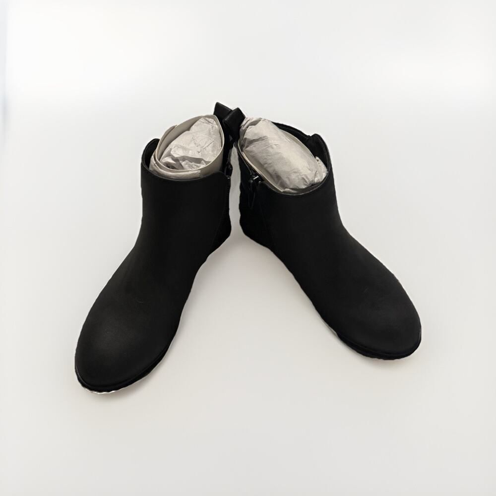 New In Box Nordstrom Girls Chelsea Boots Size 13 Black Pull On Ankle Kids